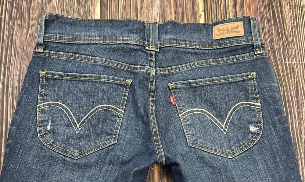 Levi's 524 Too Superlow Bootcut Distressed Jeans Womens Size 11M Dark Wash